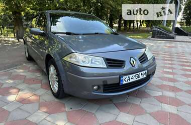 Седан Renault Megane 2006 в Ичне