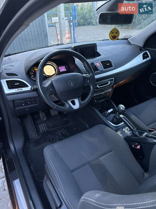 Купе Renault Megane 2009 в Черновцах