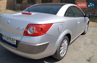 Кабриолет Renault Megane 2005 в 