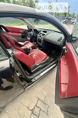Кабриолет Renault Megane 2004 в 