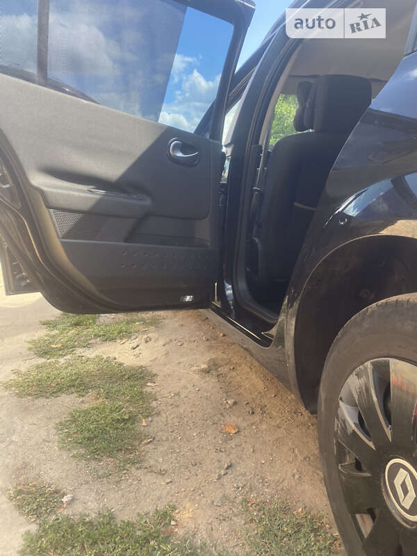 Универсал Renault Megane 2004 в Кропивницком фото 2 Универсал Renault Megane 2004 в Кропивницком