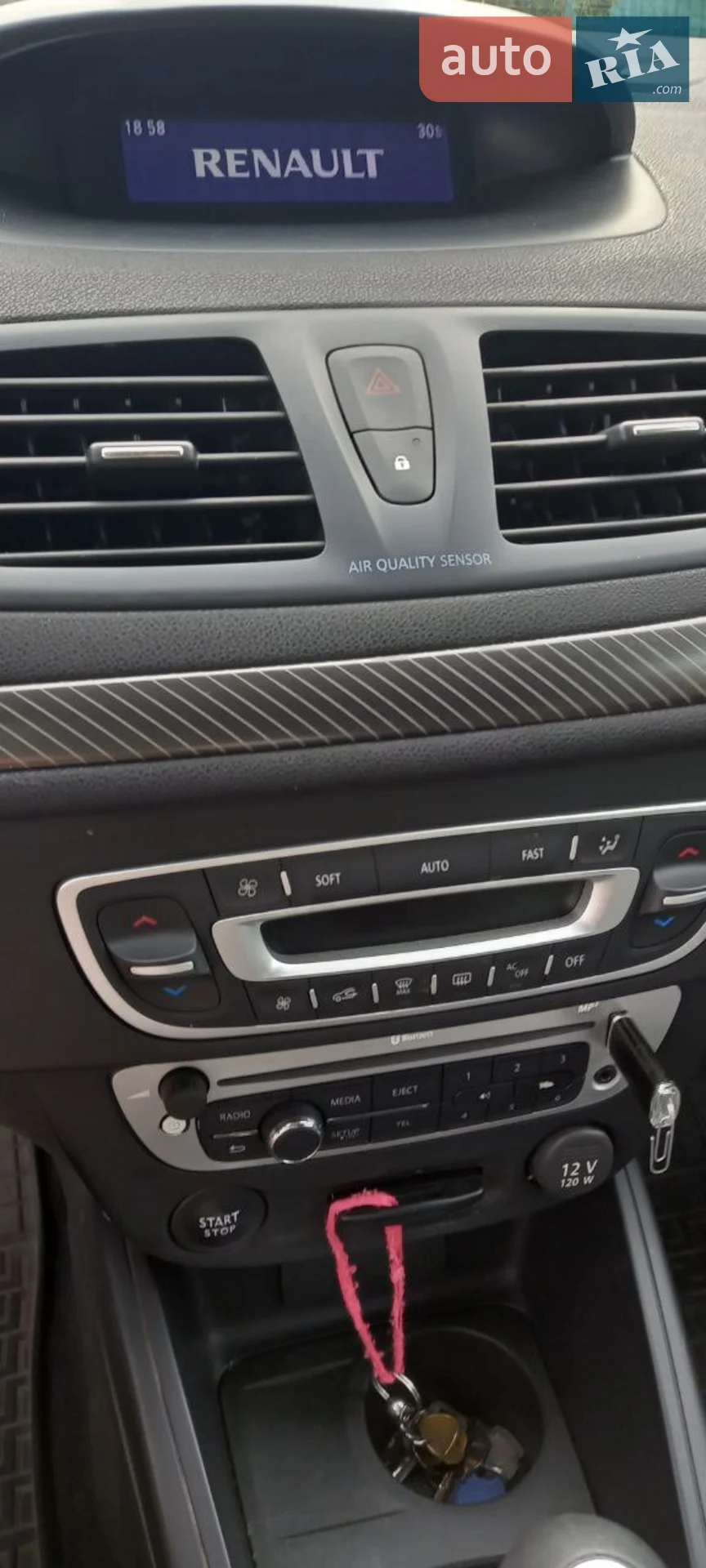 2012 Renault Megane - мініатюра 15