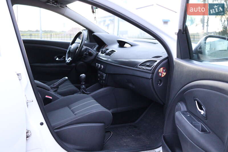 Универсал Renault Megane 2014 в Киеве