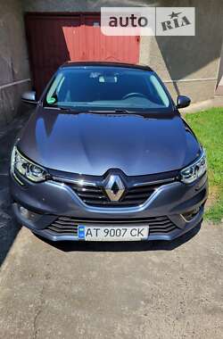 Седан Renault Megane 2017 в Ивано-Франковске