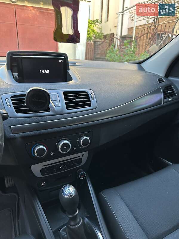 Хэтчбек Renault Megane 2014 в Ивано-Франковске