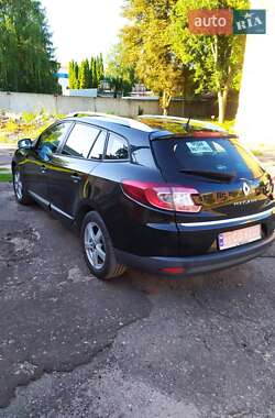 Универсал Renault Megane 2011 в 