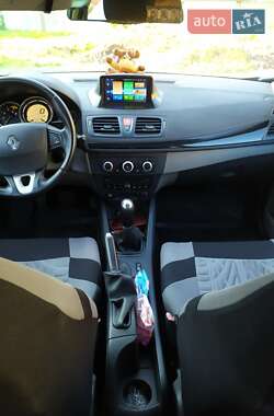 Универсал Renault Megane 2011 в 