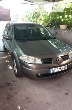 Седан Renault Megane 2003 в Днепре