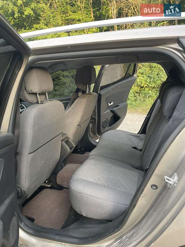 Универсал Renault Megane 2011 в Чорткове