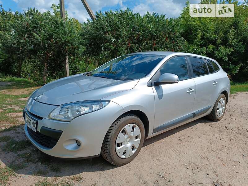 Универсал Renault Megane 2010 в 