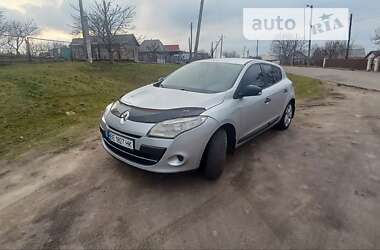 Хэтчбек Renault Megane 2011 в Первомайске