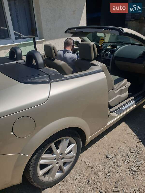 Кабриолет Renault Megane 2005 в Черновцах