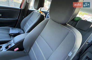Универсал Renault Megane 2014 в 