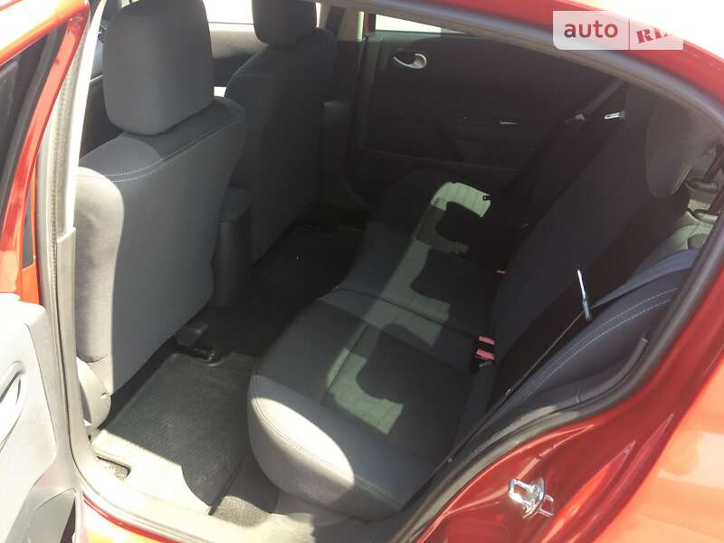 Седан Renault Megane 2008 в Звягелі фото 14 Седан Renault Megane 2008 в Звягелі