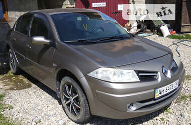 Седан Renault Megane 2008 в Микуличині