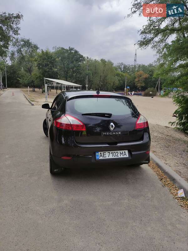 Хэтчбек Renault Megane 2010 в Кривом Роге