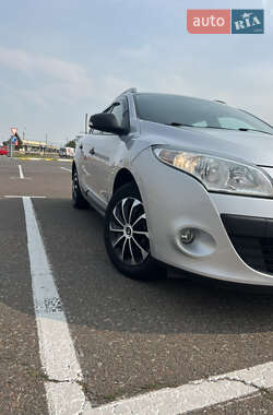 Универсал Renault Megane 2011 в 