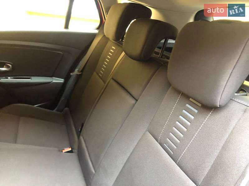 Універсал Renault Megane 2011 в Сарнах