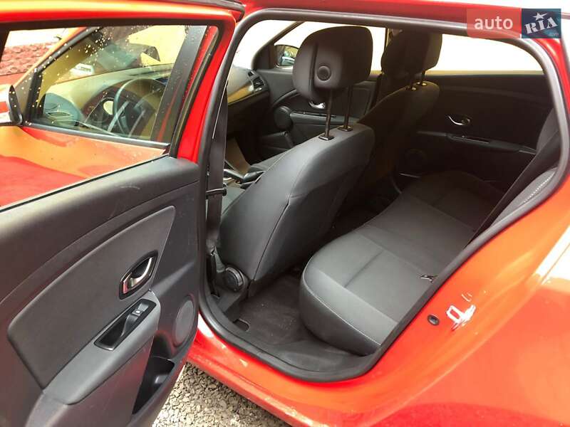 Універсал Renault Megane 2011 в Сарнах