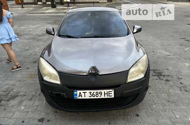 Хэтчбек Renault Megane 2010 в Добротове