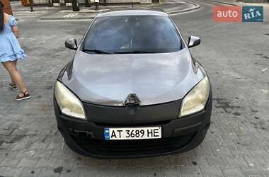 Хэтчбек Renault Megane 2010 в Добротове