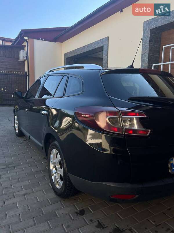 Универсал Renault Megane 2010 в Сарнах