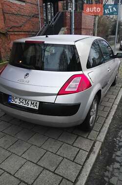 Хэтчбек Renault Megane 2005 в 