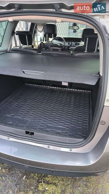 Универсал Renault Megane 2015 в Львове фото 17 Универсал Renault Megane 2015 в Львове