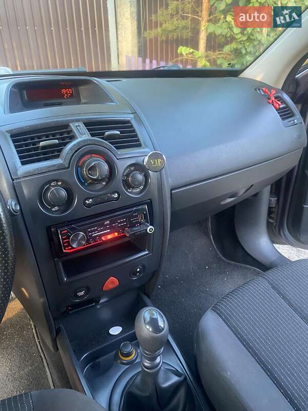 Хэтчбек Renault Megane 2003 в Киеве