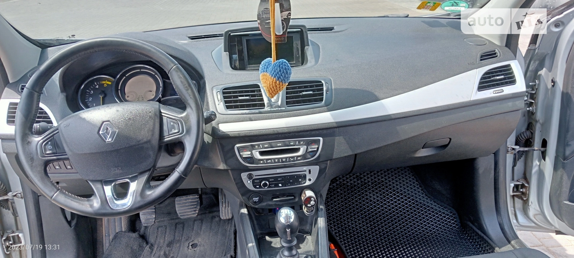 2013 Renault Megane - мініатюра 11