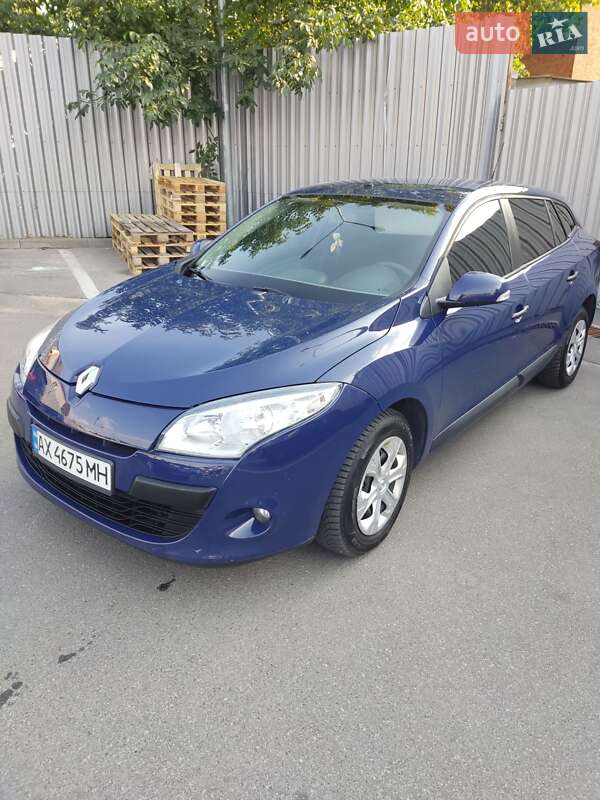 Универсал Renault Megane 2010 в 