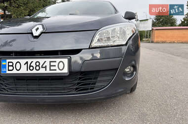 Хэтчбек Renault Megane 2011 в 