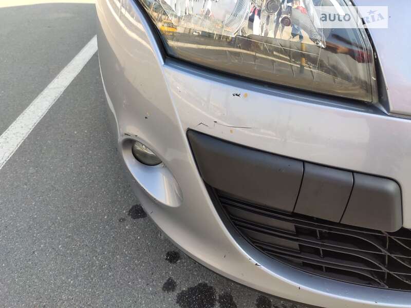 Хэтчбек Renault Megane 2010 в Киеве фото 16 Хэтчбек Renault Megane 2010 в Киеве