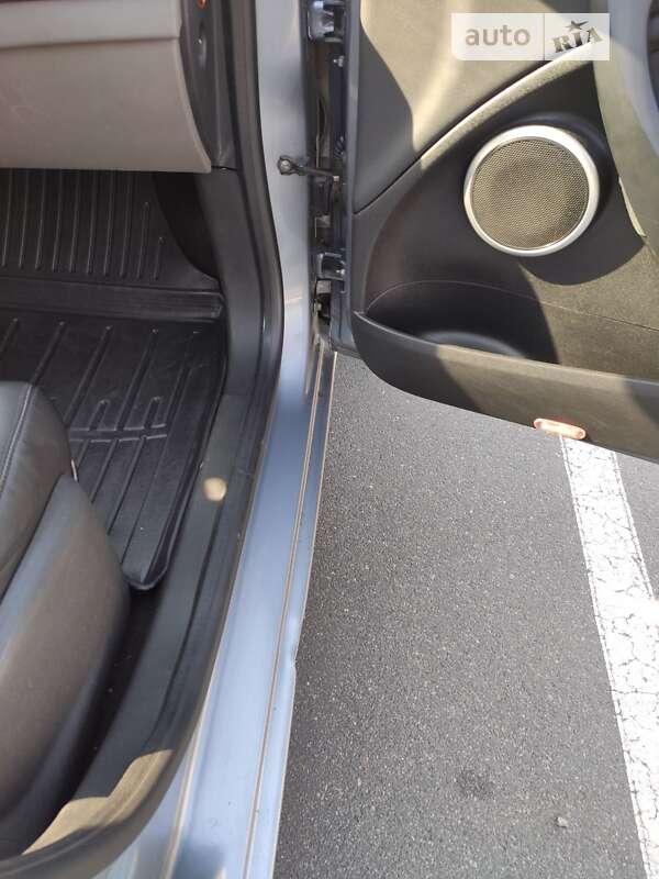 Хэтчбек Renault Megane 2010 в Киеве фото 19 Хэтчбек Renault Megane 2010 в Киеве