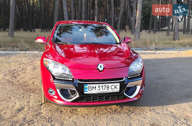 Хэтчбек Renault Megane 2012 в 
