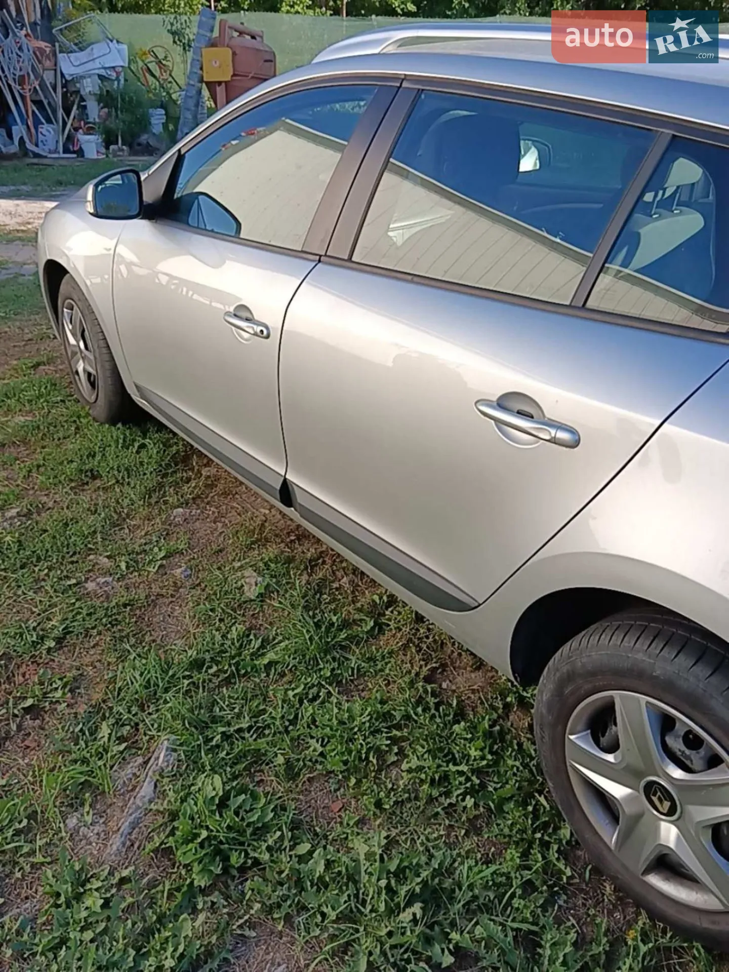 2010 Renault Megane - мініатюра 2