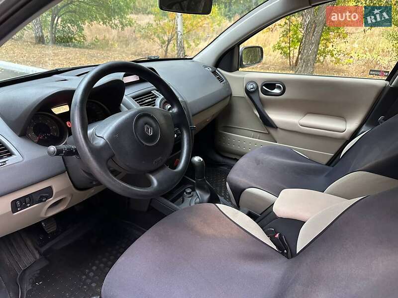Седан Renault Megane 2007 в Прилуках
