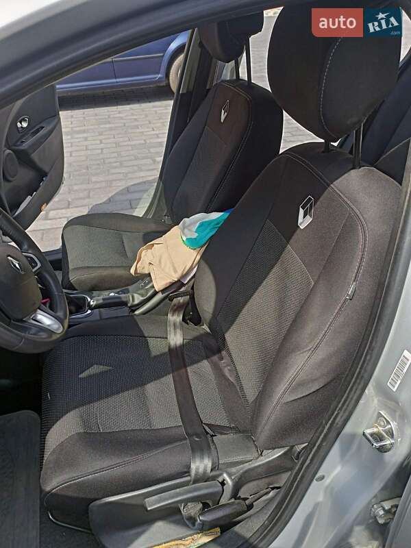 Універсал Renault Megane 2012 в Чернівцях