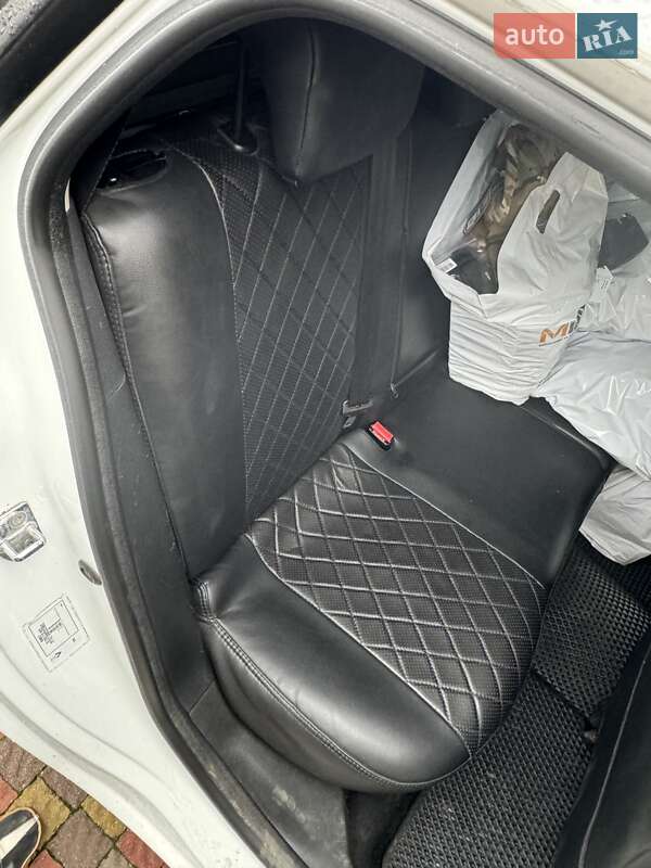 Универсал Renault Megane 2015 в Ужгороде фото 13 Универсал Renault Megane 2015 в Ужгороде