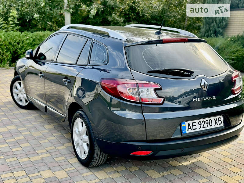 Хетчбек Renault Megane 2012 в Дніпрі
