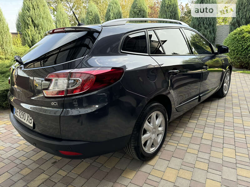 Хетчбек Renault Megane 2012 в Дніпрі