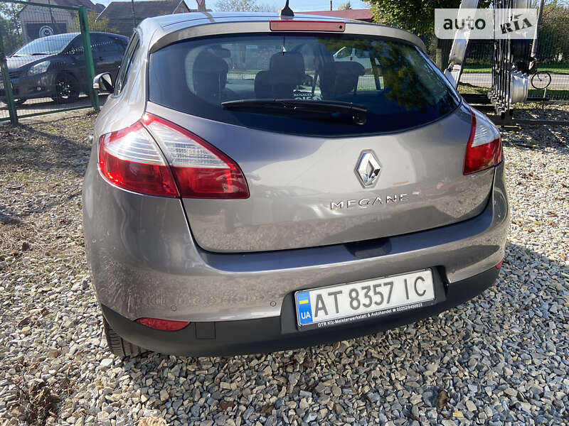 Хэтчбек Renault Megane 2012 в Коломые фото 6 Хэтчбек Renault Megane 2012 в Коломые