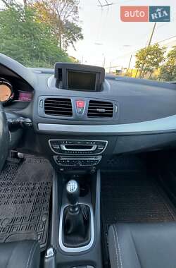 Универсал Renault Megane 2010 в 