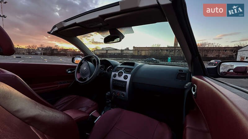 Кабріолет Renault Megane 2005 в Одесі фото 5 Кабріолет Renault Megane 2005 в Одесі