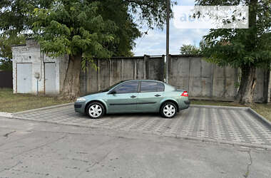 Седан Renault Megane 2004 в 