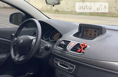 Купе Renault Megane 2010 в Стрию