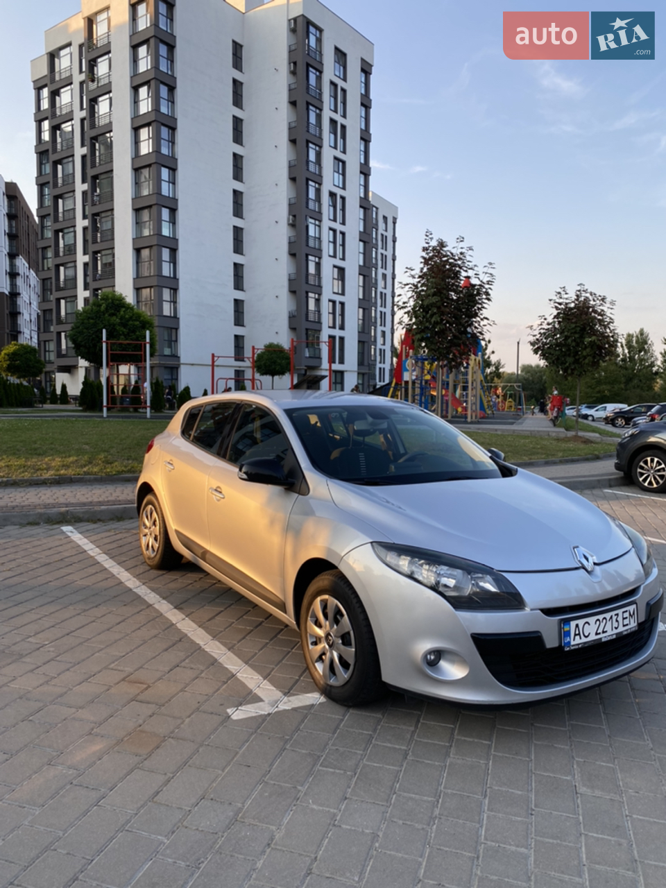 2010 Renault Megane - мініатюра 10