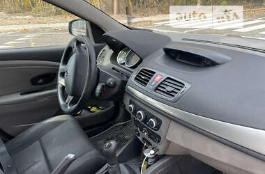 Хэтчбек Renault Megane 2011 в Житомире