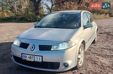 Хетчбек Renault Megane 2003 в Дубні