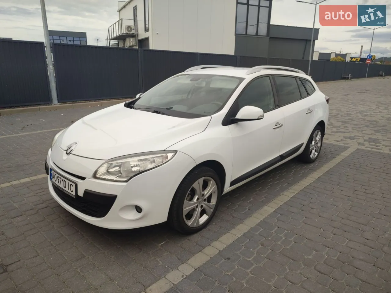 2012 Renault Megane - мініатюра 21